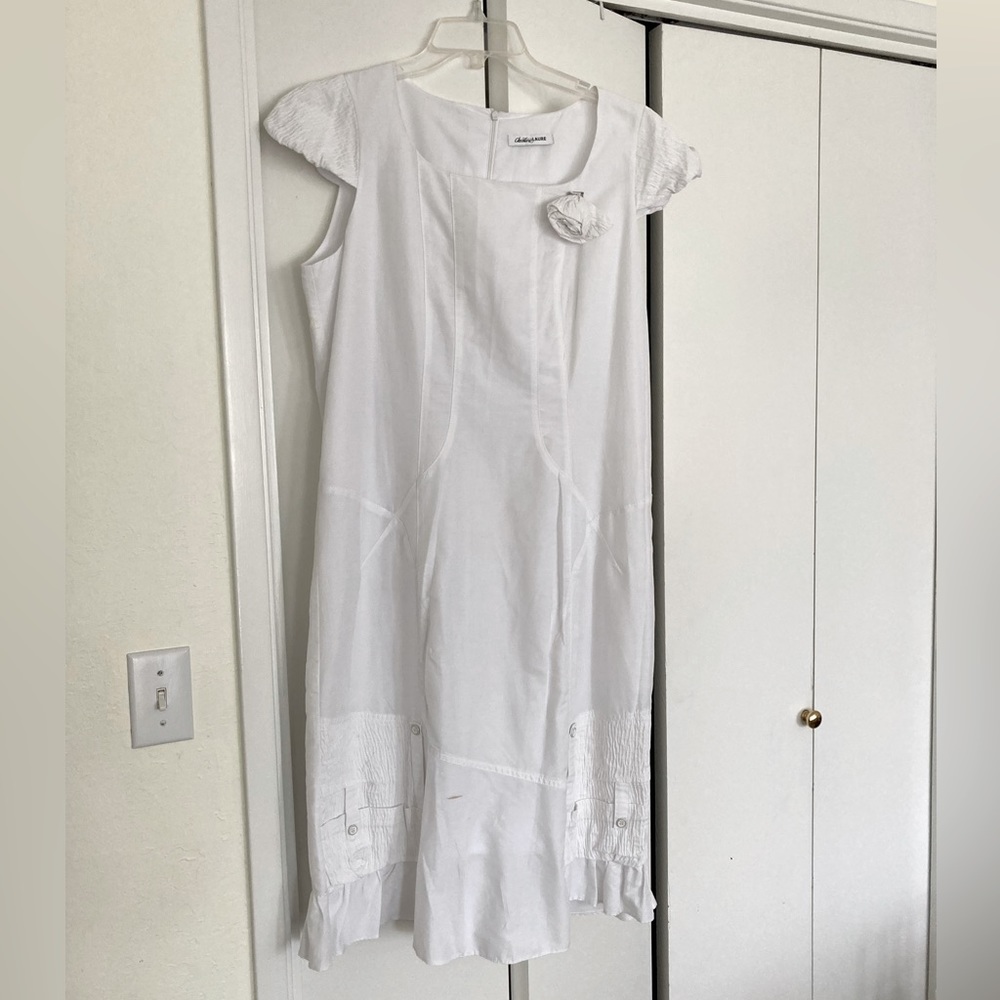 Christine Laure - French boutique dress - imported. Unique cut. White. Size M.